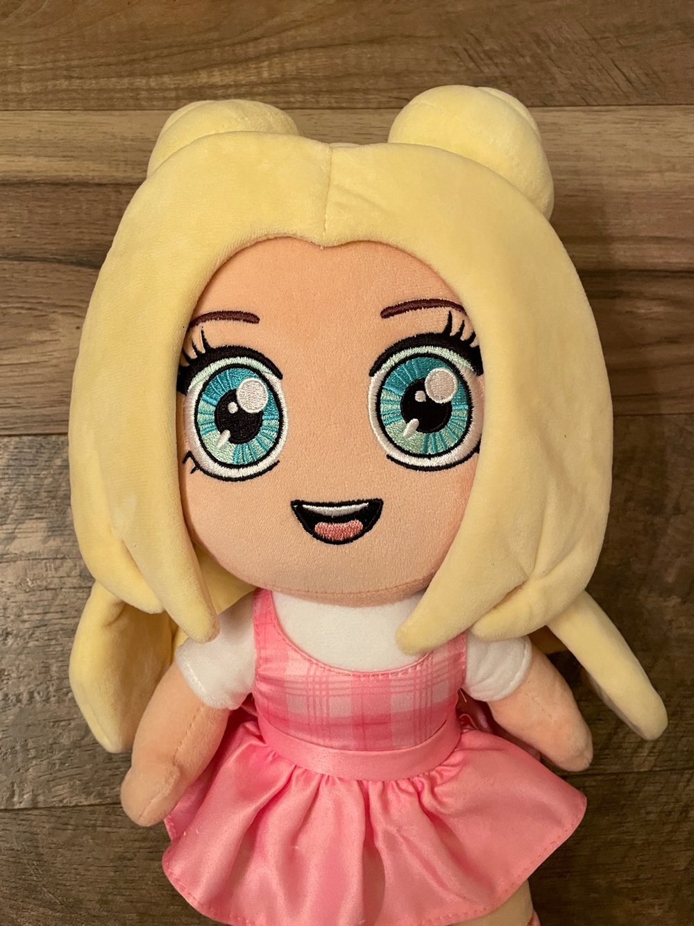 YouTube 2021 Mackenzie Turner 14" 1st Edition Juniper Cuties Plush Like NEW!